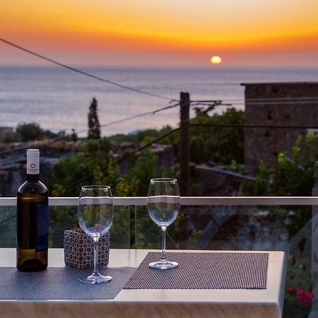 Tzouganos Villa Sfinárion Buitenkant foto