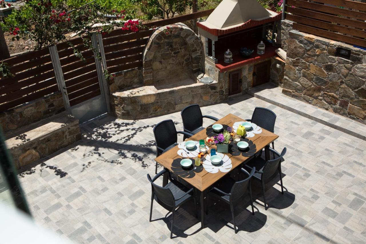 Tzouganos Villa Sfinárion Buitenkant foto