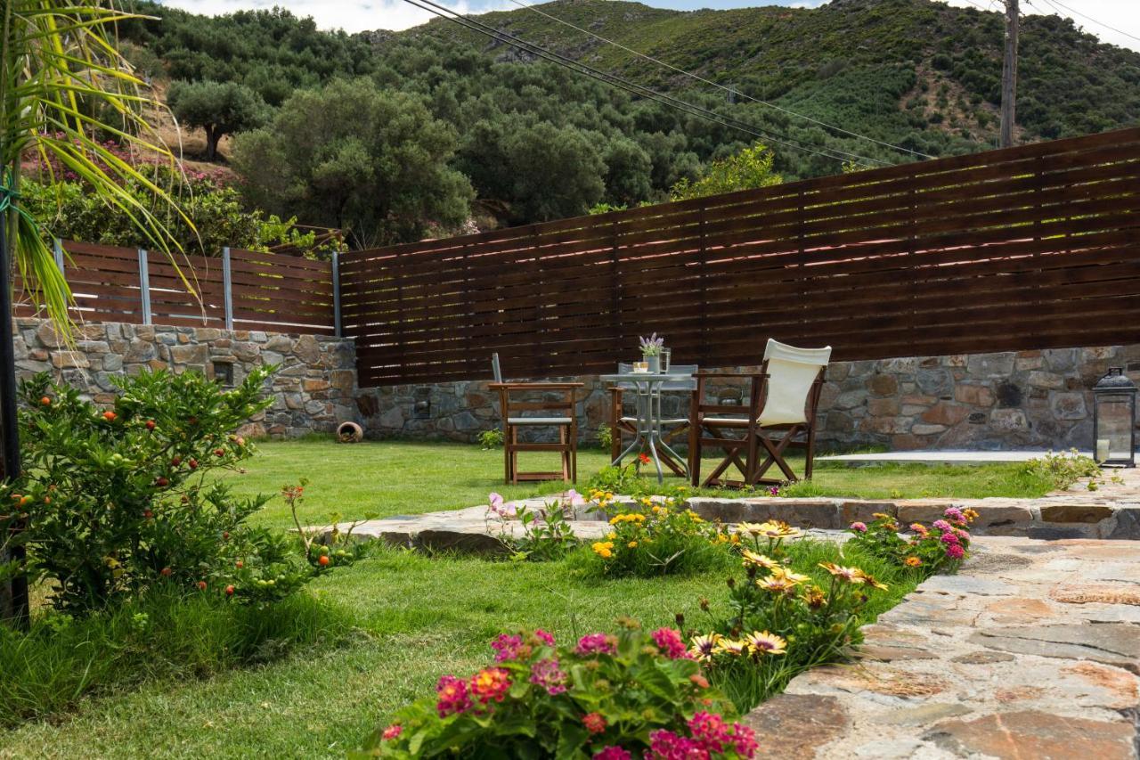 Tzouganos Villa Sfinárion Buitenkant foto